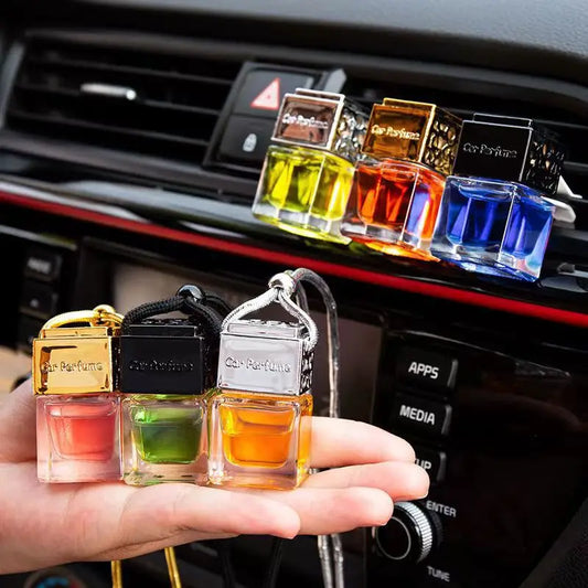 Diffuseur d'arômes de voiture de luxe en gros, désodorisant d'air de Cologne, pendentif de parfum de voiture suspendu 